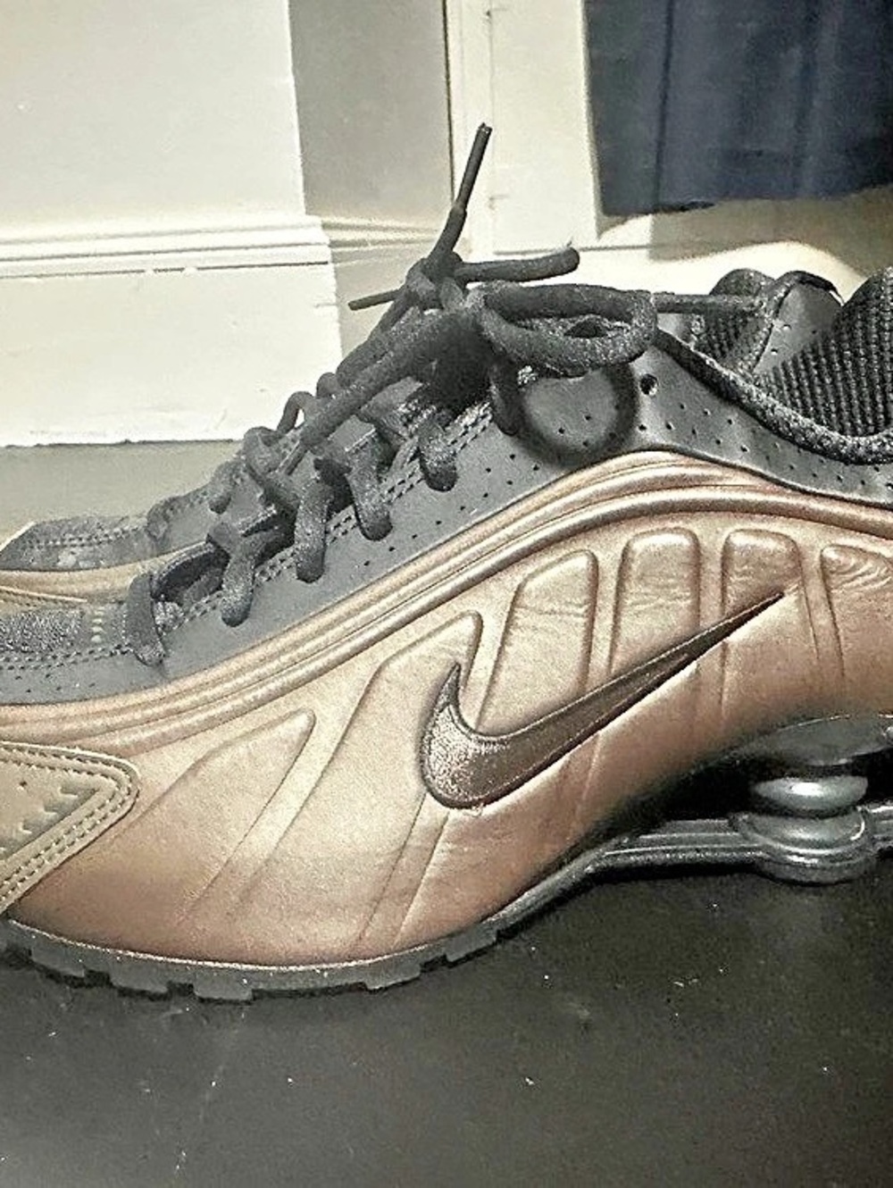 Nike Shox R4 - Picture 5 of 7